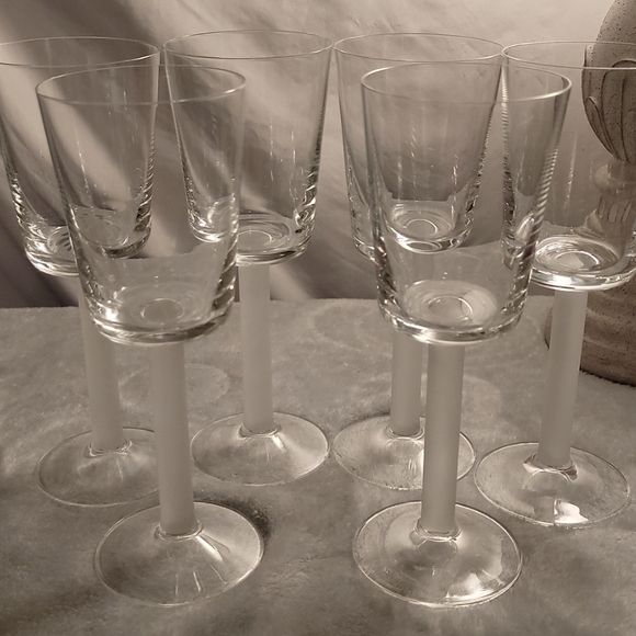 Mikasa Overture Satin wine glasses, set of 6, frosted stem, no cracks or chips - Picture 2 of 5